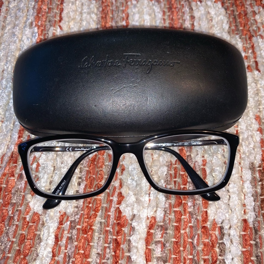 Salvatore Ferragamo SF2663